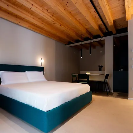 Residenze - Ca' Toni Апартаменты *